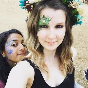 Meet your Posher, Cassandra